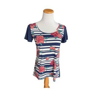 NWT Womens Lularoe Rose Allover Print Classic T Tee Shirt - Sz XXS